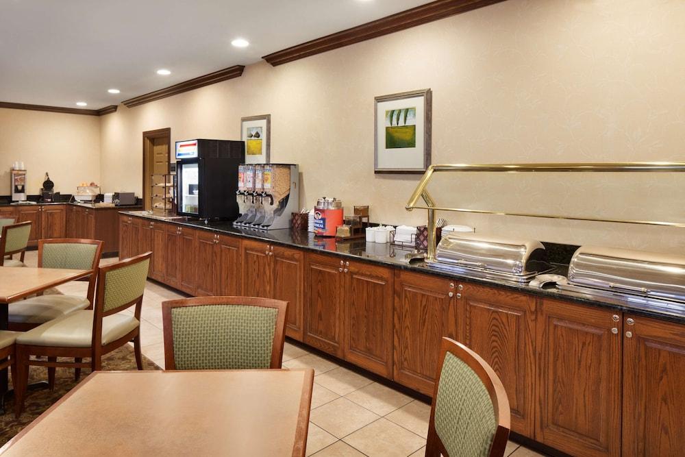 Country Inn & Suites By Radisson, Champaign North, Il Exterior foto